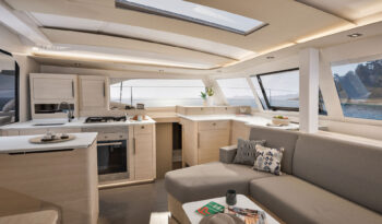 Fountaine-Pajot-44-Interiors-09