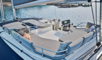 Fountaine-Pajot-44-Lounge-Deck-02